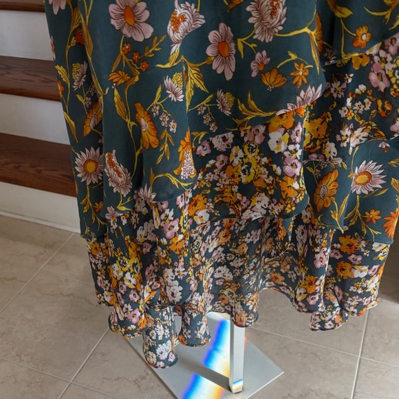 NWOT Sundance Floral Boho Ruffle Sleeve Layered Hi low Hem Size L - Picture 4 of 5